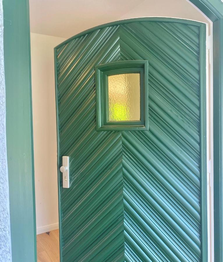 Ruhige Oase In Bester Lage Am Tegernsee, Ideal Für Urlaub Und Arbeit Rotta