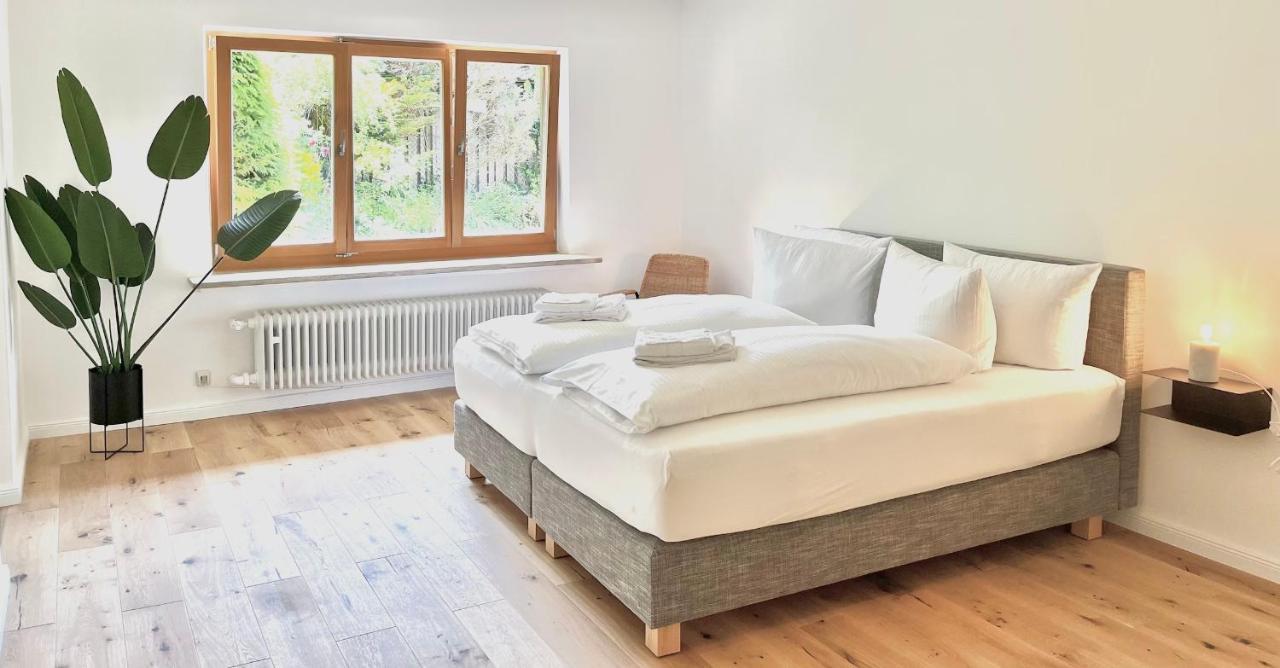 Ferienhaus Ruhige Oase In Bester Lage Am Tegernsee, Ideal Für Urlaub Und Arbeit *